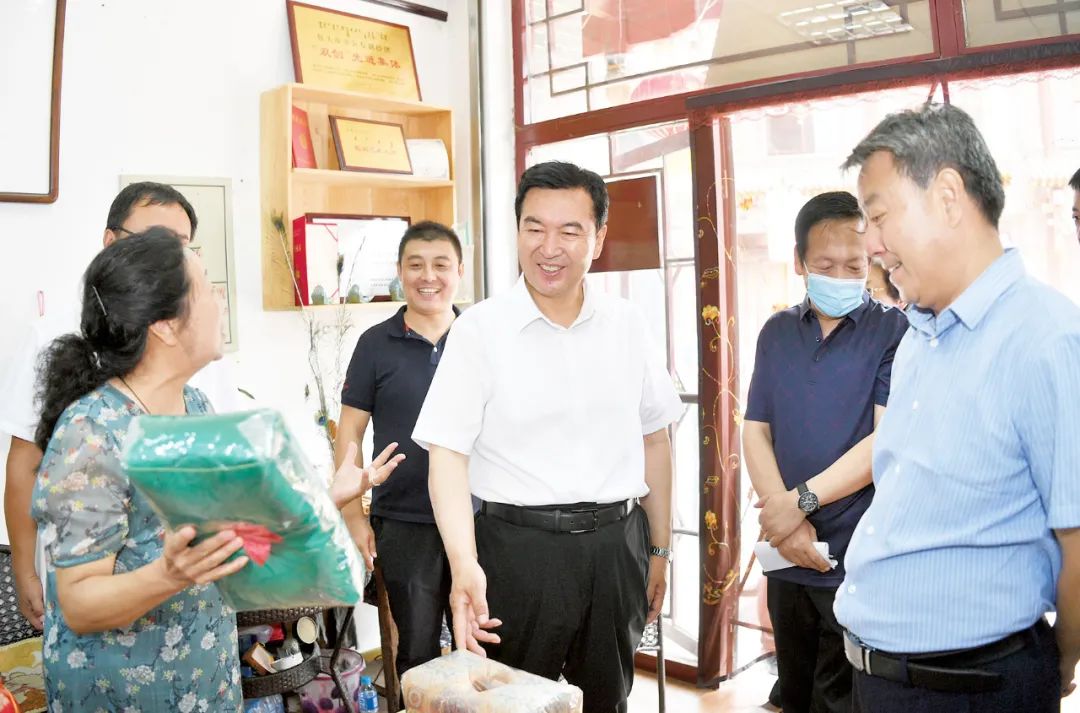 要闻丨张院忠调研全市民族团结工作
