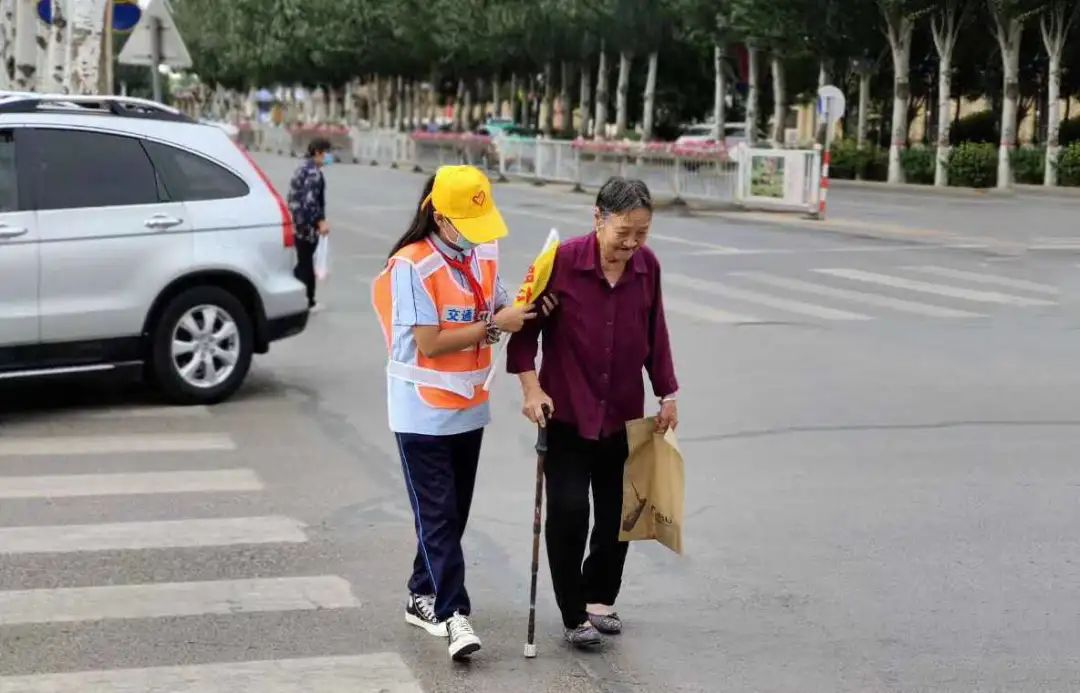 鄂托克前旗有多少人口_鄂托克前旗(2)