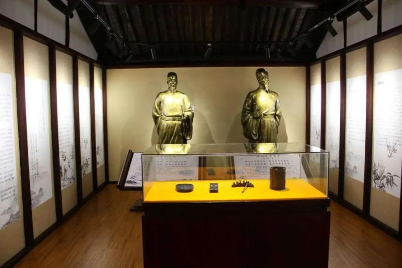 浦江微讯上河村古建筑众多,明清朝以前建造的房屋就达数百间.