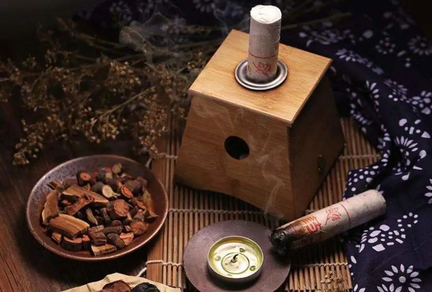 健康速递嘉定区中心医院中医特色艾灸开始啦