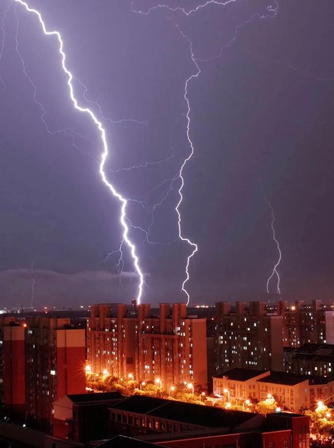 东方明珠,雷图来了!