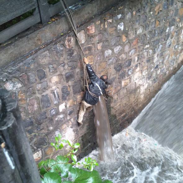 譬喻废纸是可能分出来的而有些垃圾听起来有效然而没有管道清淤方案墟市还浑浊境遇没有需要分出来！管道清洁棒原理(2)