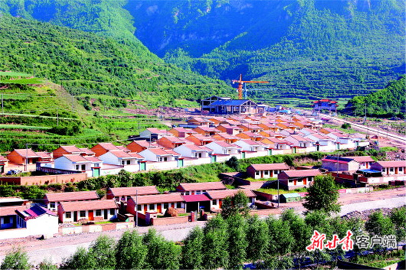 武阳镇柯寨村村民蔺赛红从未想过,自己家里种了几十年的地可以租出去