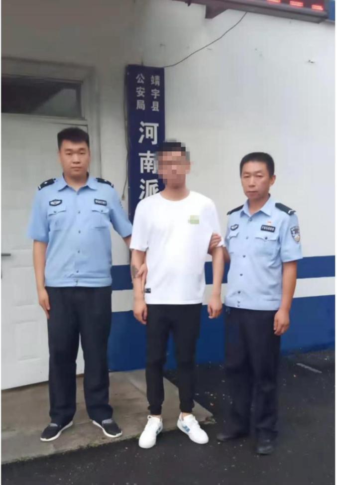 破小案惠民生莫吸毒吸毒必被抓靖宇县公安局抓获一名补办身份证的吸毒