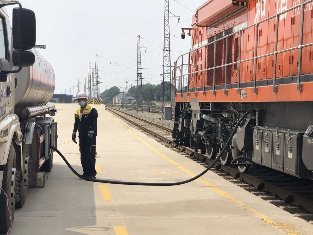每日新知火车头是如何加油的
