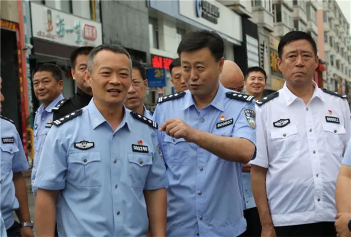 张大伟同志陪同通化市公安局考察组考察交巡合一警务改革工作