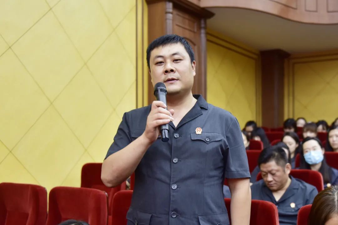 要闻云龙法院开展百日会战治顽疾模范引领铸法魂队伍教育整顿主题活动