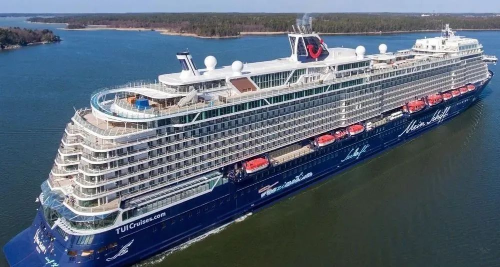 积极与中国本土航空公司合作,提供途易技术平台和产品;扩大途易邮轮