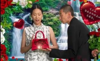 山寨大头贴，每个素人的杂志封面梦