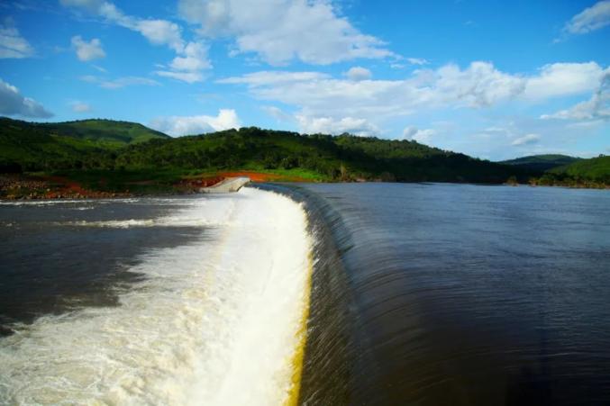 西非|西非“水塔”变“电塔” | 《共同梦想》