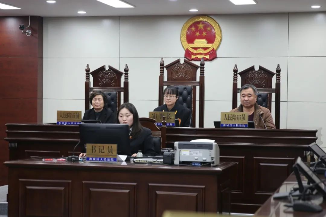 最美法官柔肩担道义忠诚铸法魂记潍城法院刑事法官徐菲菲