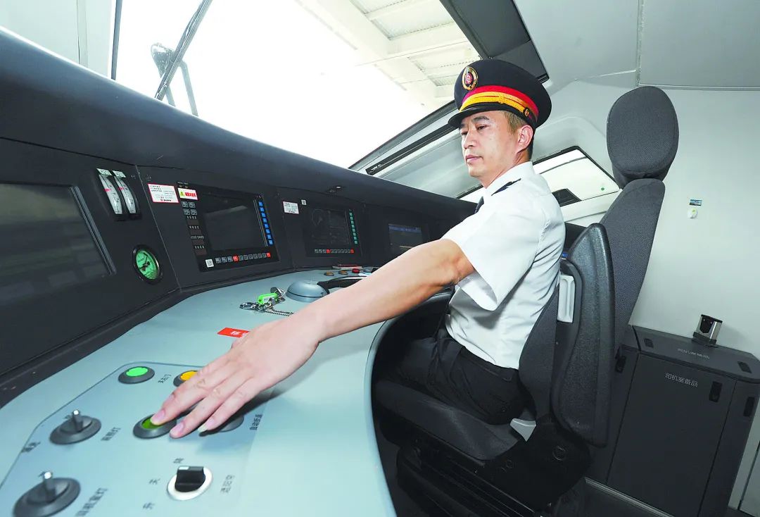 智能|智能升级！列车的新“超级大脑”！