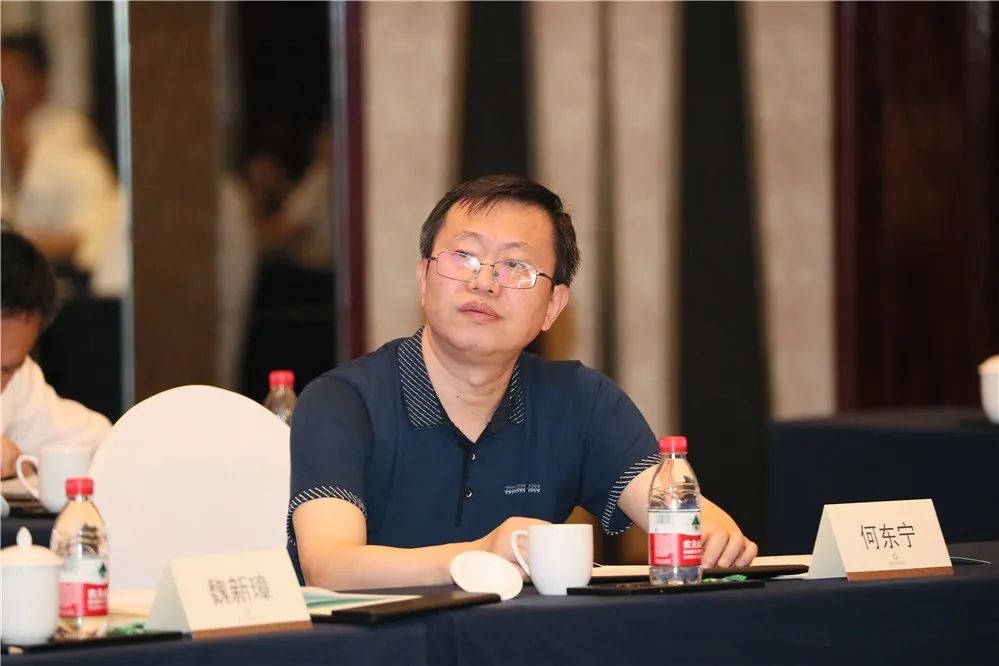 最高人民法院执行局副局长何东宁参会浙江省司法厅一级巡视员杨必明