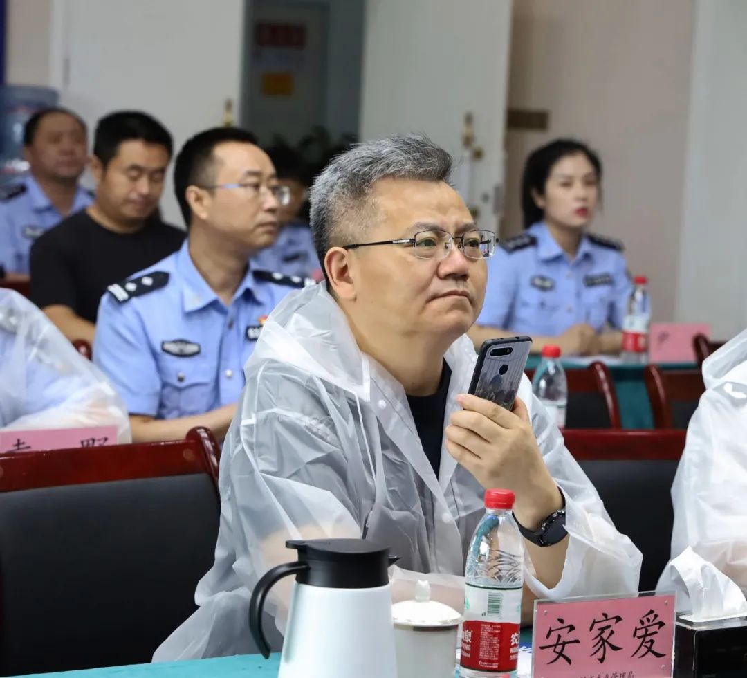 安家爱赴省女所现场指导防汛工作