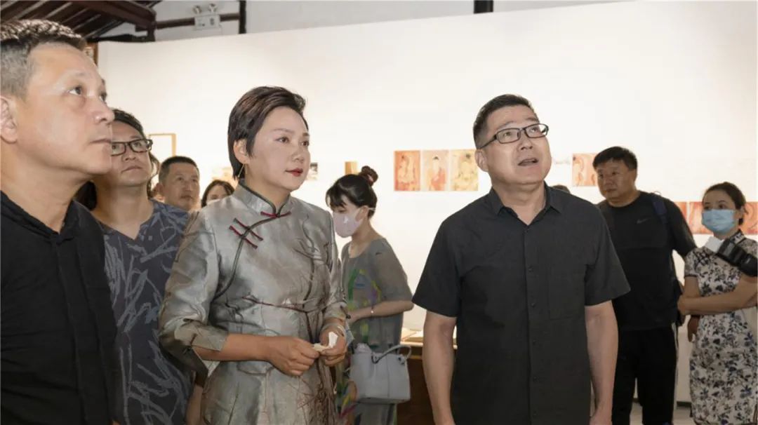 新时代巾帼芳华邹英姿与敦煌刺绣的不解之缘