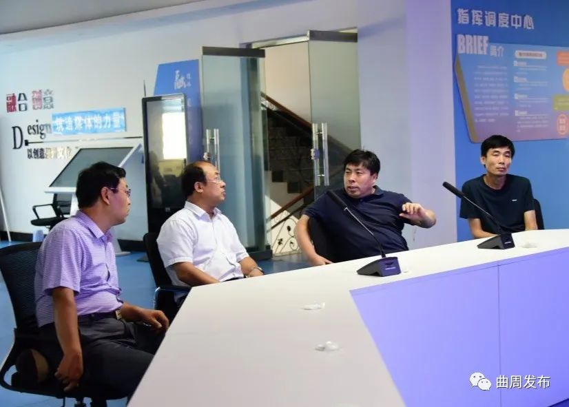 8月17日,县委常委,宣传部长李庆福到县融媒体中心调研指导工作.