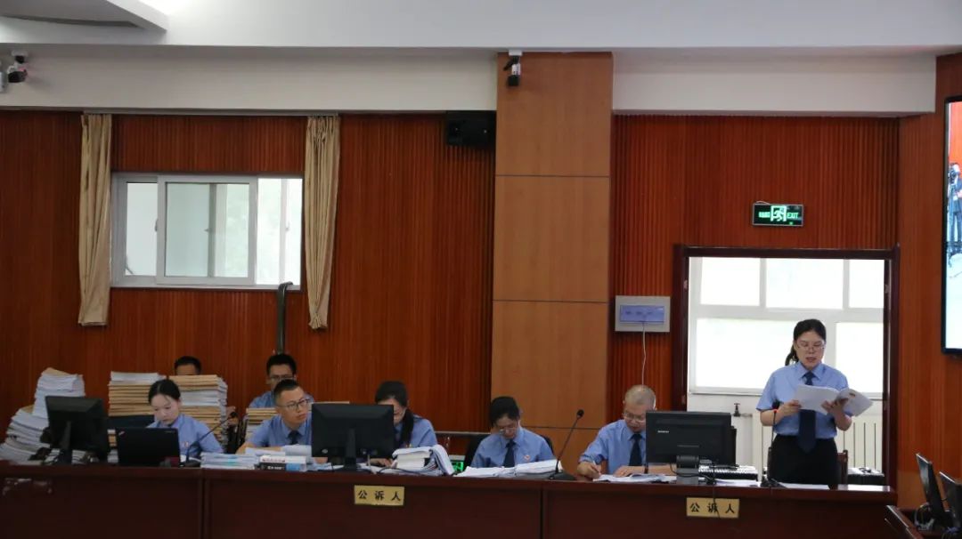 中卫市中级人民法院一审开庭审理马荣富等34人涉嫌组织领导参加黑社会