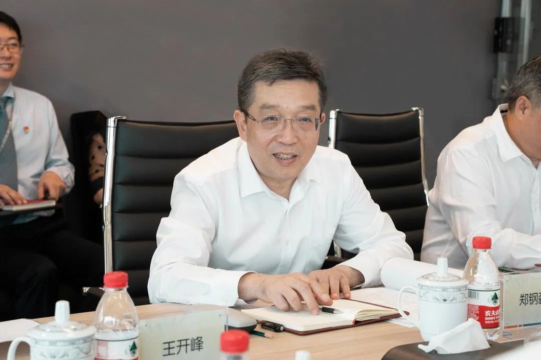 郑钢淼再赴四史学习教育基层联系点调研