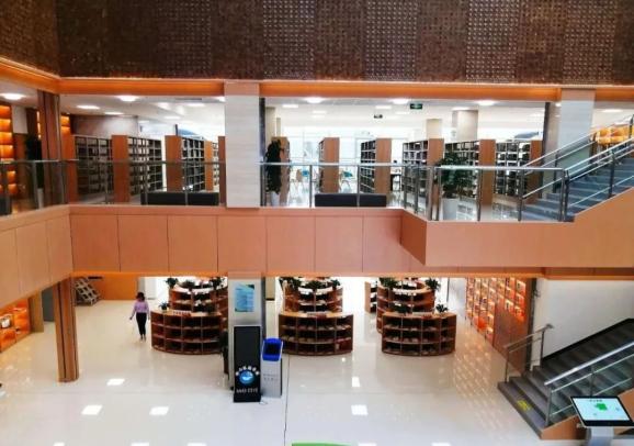 凉都首家大型"网红图书馆"开馆,等你去打卡.