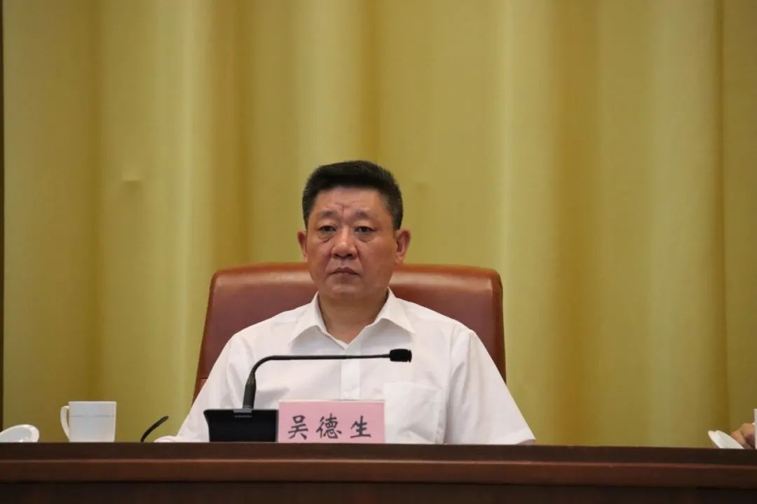 我市召开深入推进民法典宣传贯彻暨首届济南市十大法治人物颁奖会议