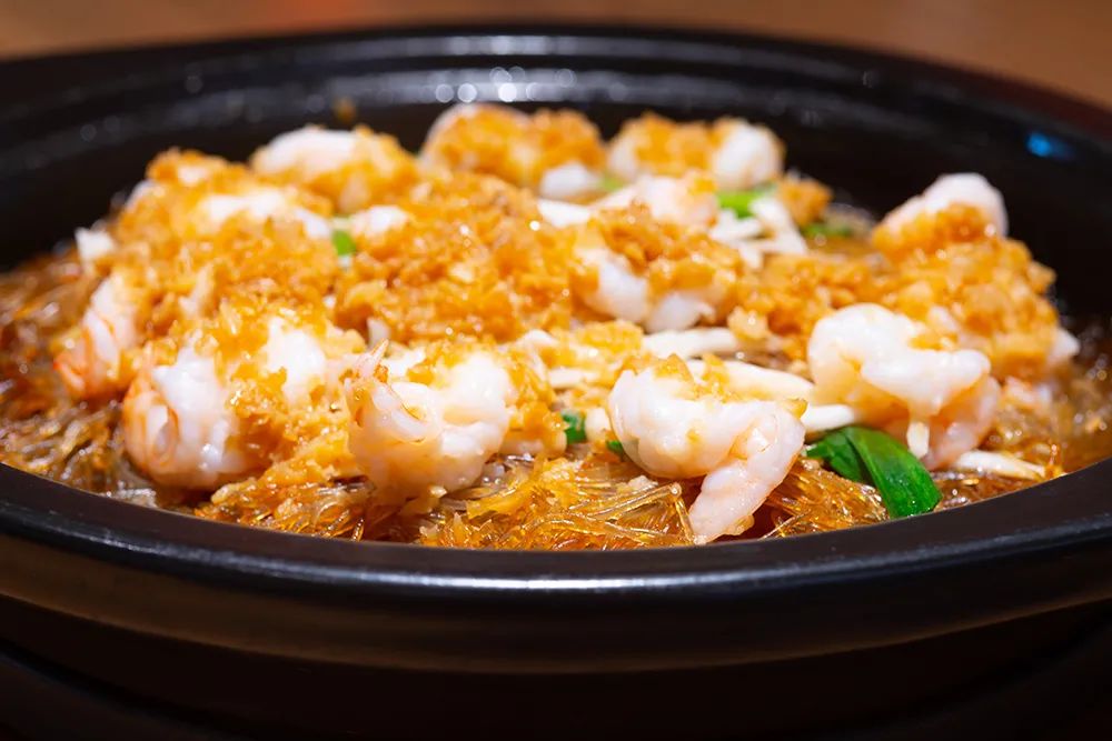 虾,粗粮烧白,双椒鱼头此番向"寻味大同"推荐美高家宴掌勺老砂锅由来自