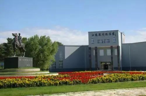 红色爱国游 |  踏着英雄的足迹，寻访峥嵘岁月的故事