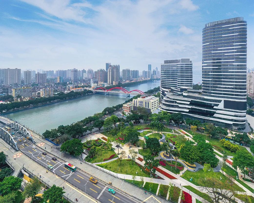 上海有个北外滩广州有个江北岸这一次他们出了一致选择