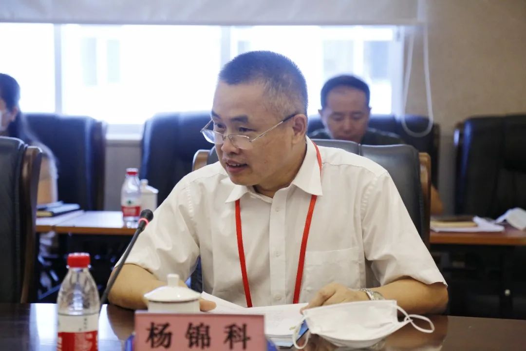 区人大常委会主任吴书坤到龙岗检察院调研指导工作