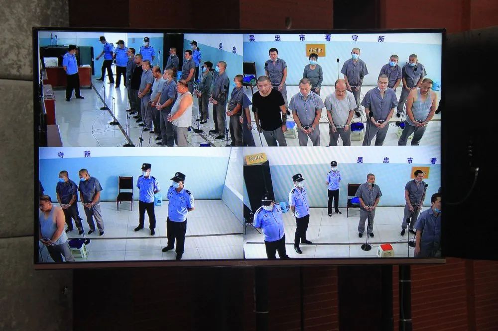 红寺堡区人民法院被告人安立军多次纠集被告人朱立瑞,强学清,李虎