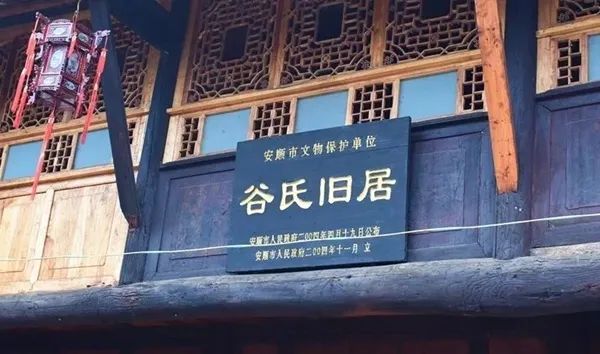 双城记⑥丨万国风，明军魂，“岛城”千里觅“瀑乡”