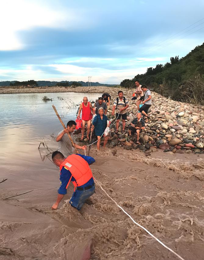 邓永贵即使牺牲了也对得起自己和所有人