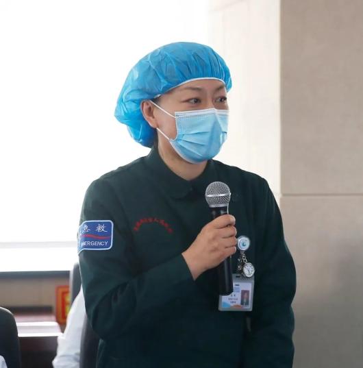 抗疫战场上的铿锵玫瑰记市人民医院急诊科护士长高琰