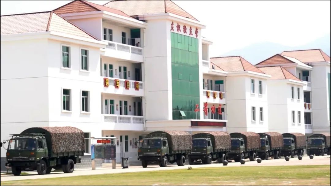 分别总是在九月回忆是思念的愁