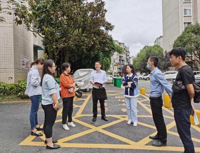 观山湖区纪委发挥监督保障执行作用助力文明城市整改攻坚