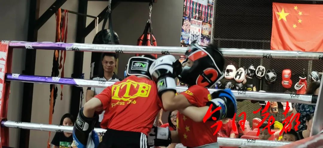 犀利花都小拳手擂台比武个个身手不凡