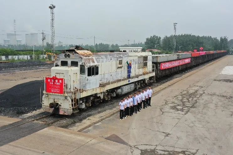 王睿 摄长三角铁路为有序承接"公转铁"运量,畅通淮安至芦潮港"海上