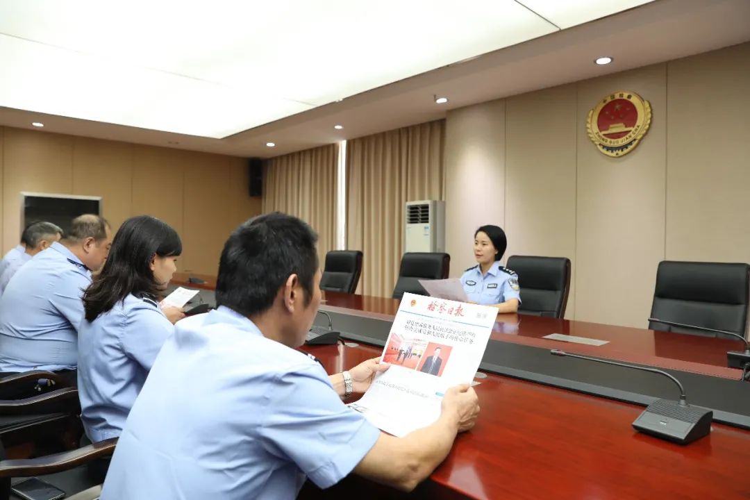 这两天全重庆的政法队伍都在干这件事