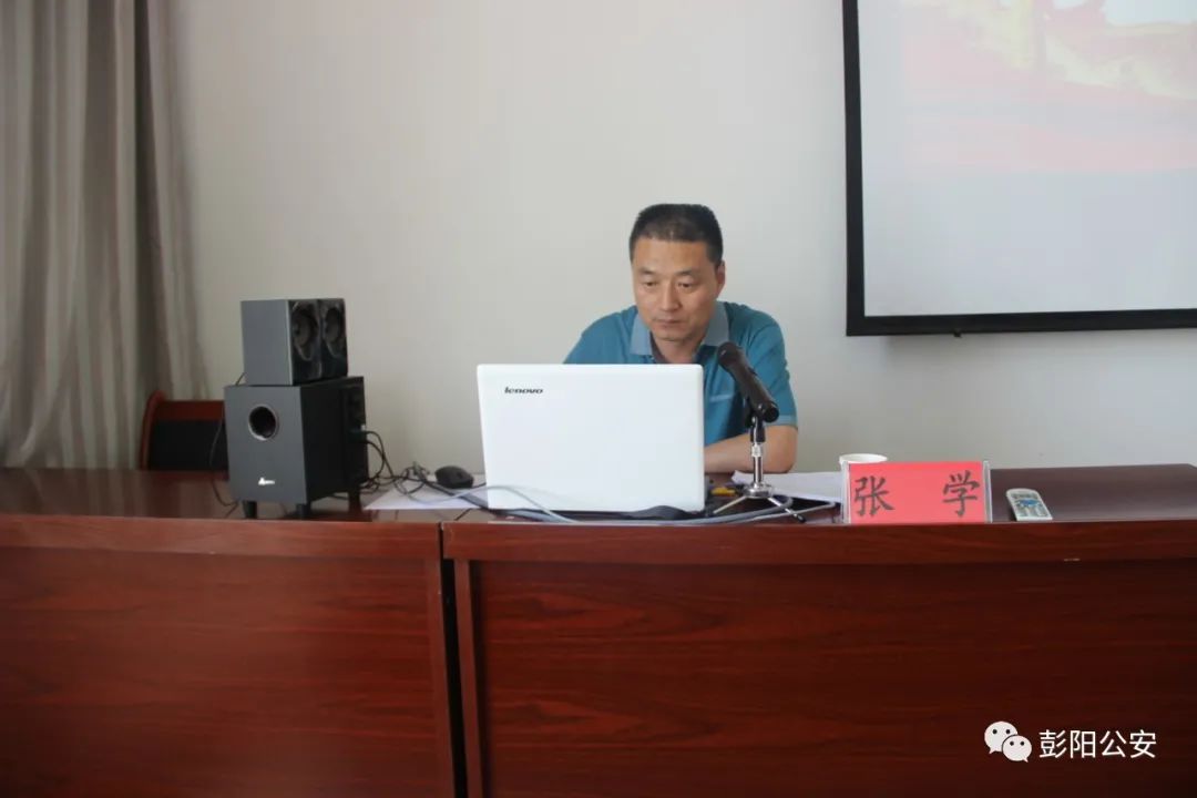 8月27日,彭阳县政府副县长,公安局长张学为全县中