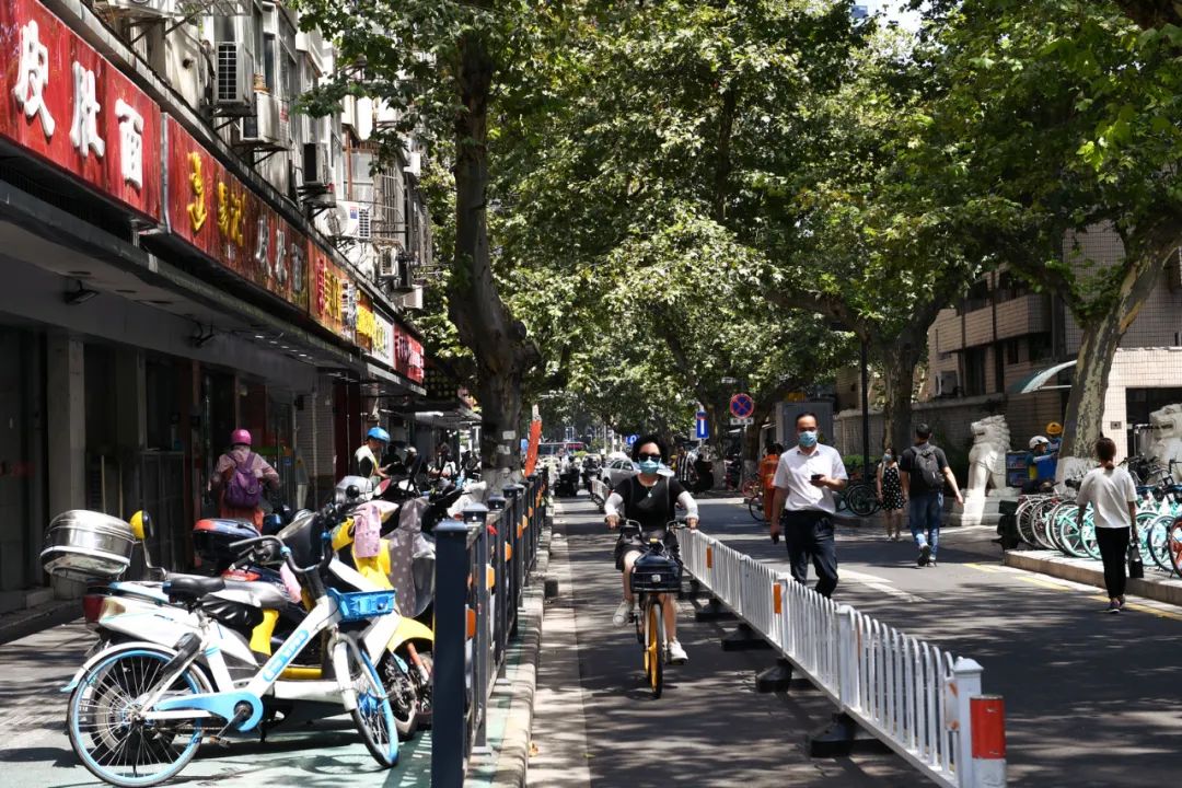 南京明瓦廊烟火气里的文脉香