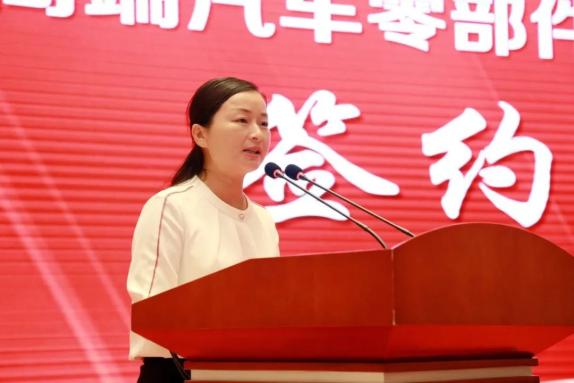 雨山区委副书记,区长沈春霞