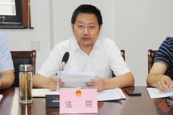 县人大常委会主任周玉宝,副主任翟士高,黄才堂,徐建林,孙学龙及县人大