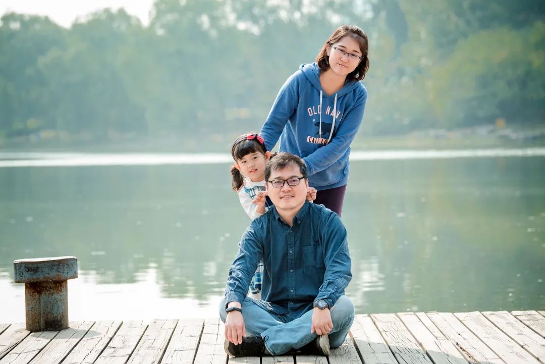 致敬最美家庭人生路上亲情是动力家庭永远是依靠