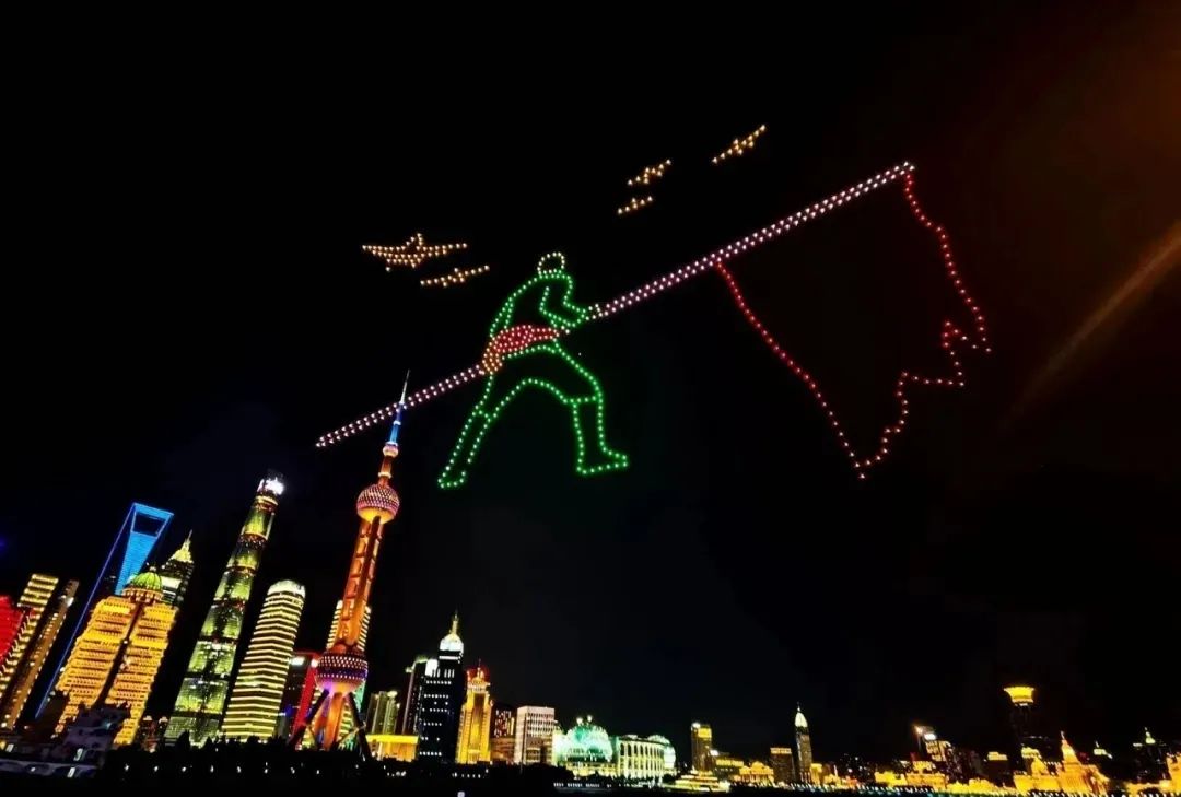 聚焦超震撼北外滩上演无人机灯光秀表演