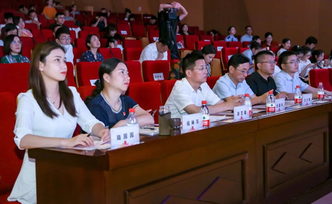 发出后浪声音听我身边的小康