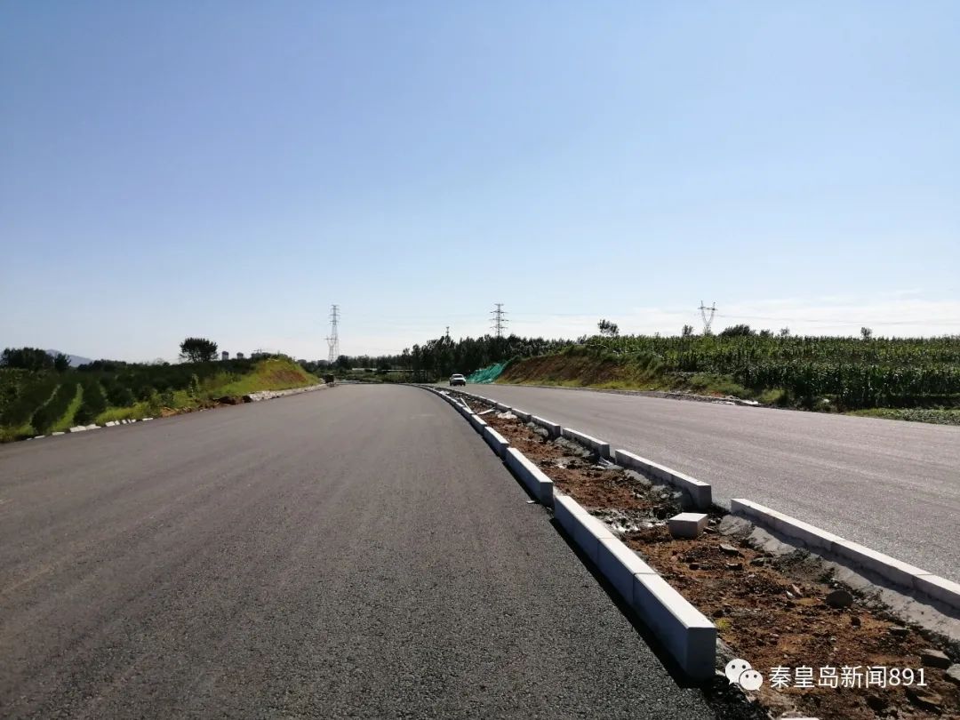 102国道市区段改建项目铺沥青啦!