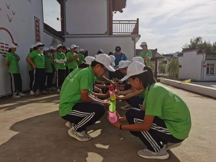 培育和踐行社會主義核心價值觀千山號研學專列啟動高中生開啟文化之旅