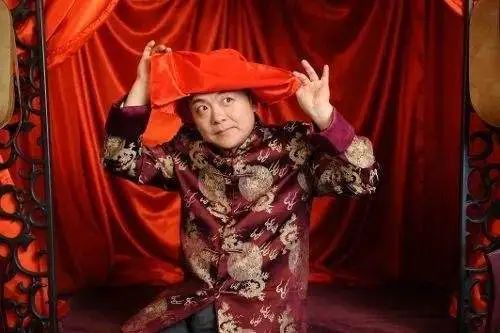 肖百达说唱秀即将在九棵树上演侬有空去看看伐