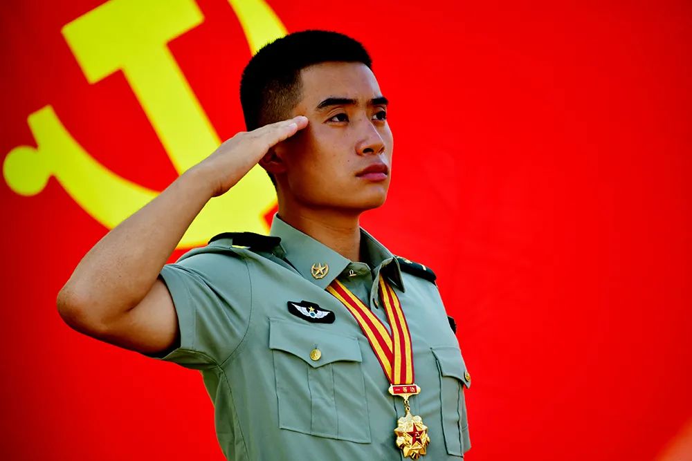 江西省褒奖一等功臣,王亮再获殊荣!