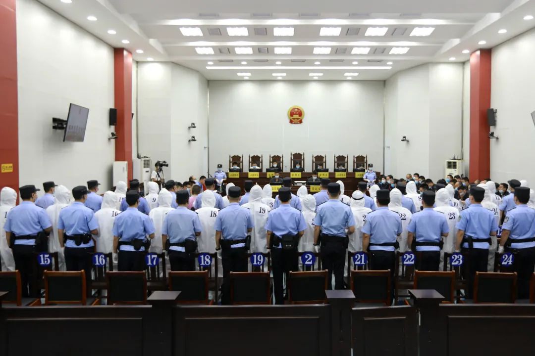 在洪湖市峰口镇及周边地区确立了强势地位,逐步形成了以其为组织领导