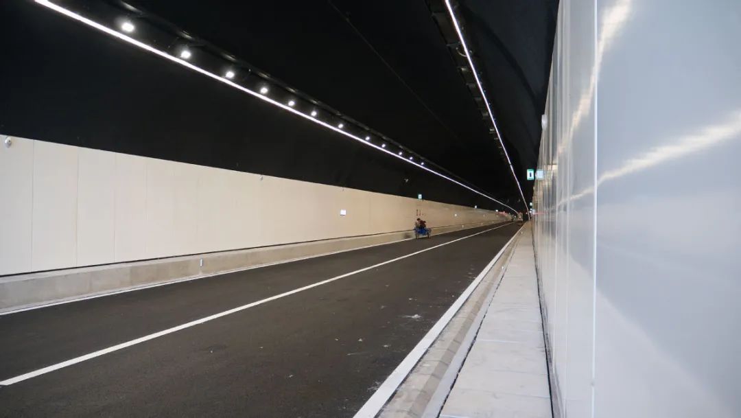 20分钟车程缩至2分钟珠海这条新隧道建成了